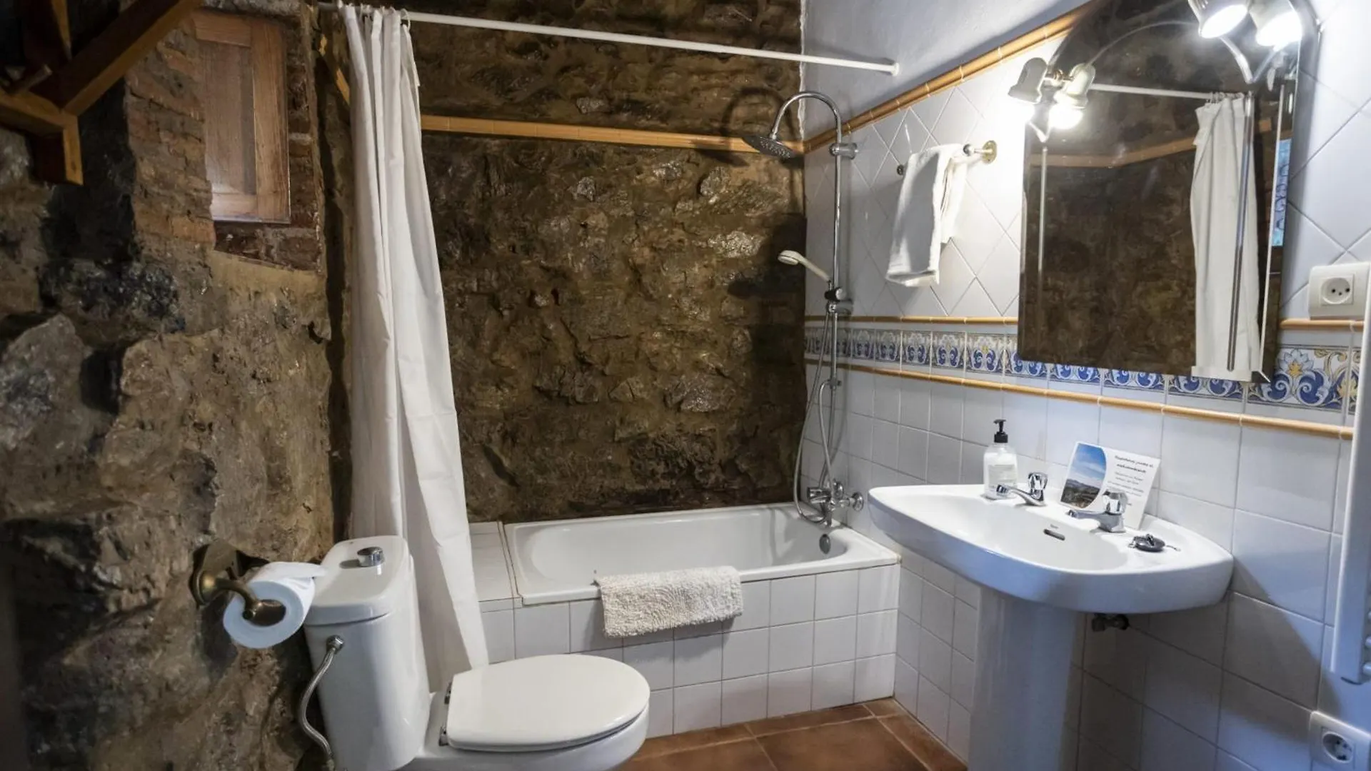 Pozuelo 3 Jabugo Guest House Country house